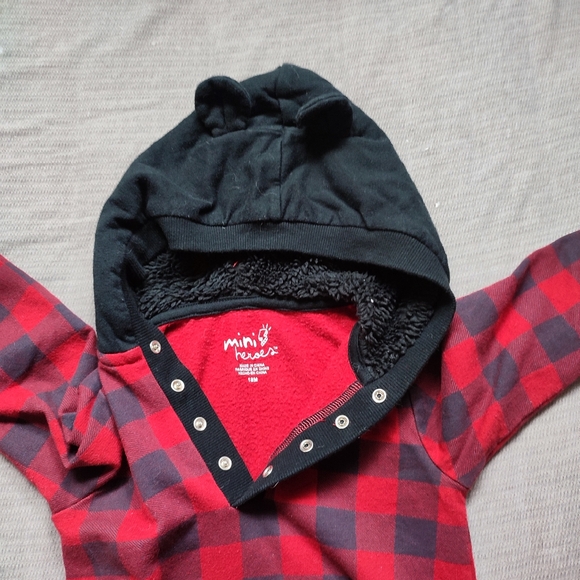 Mini heroes red black plaid onesie - Picture 3 of 5